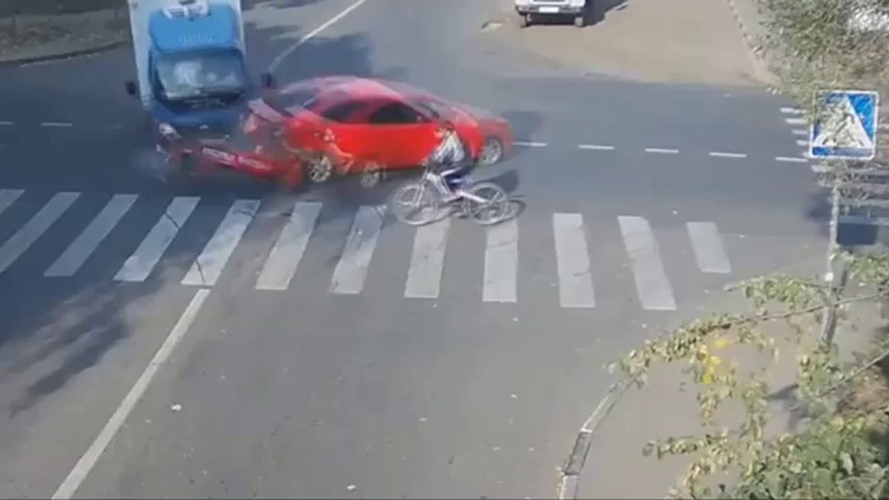 Le cycliste le plus chanceux au monde !