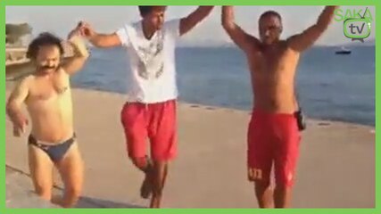 Caddebostan Sahilinde Dans Eden Adamlar