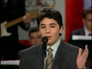 رامي عياش - بغنيلها وبدقلها حفله