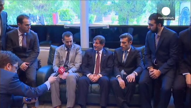 Туреччина: Анкара зустріла звільнених з полону джихадистів заручників