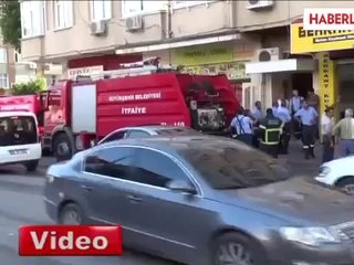 Yanan Evinin Ardından Gözyaşı Döktü