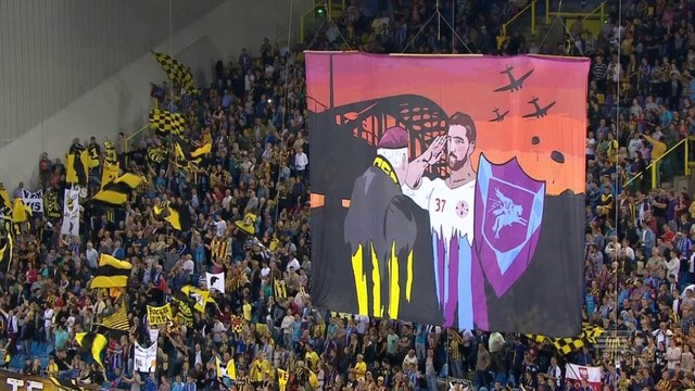 Vitesse banner salutes British 1st Airborne veteran