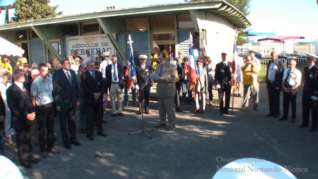 Inauguration Stèle Jean Rey et Marcel Lefèvre pilotes au Normandie Niemen 7 septembre 2014 aéroport de Bergerac Roumanière