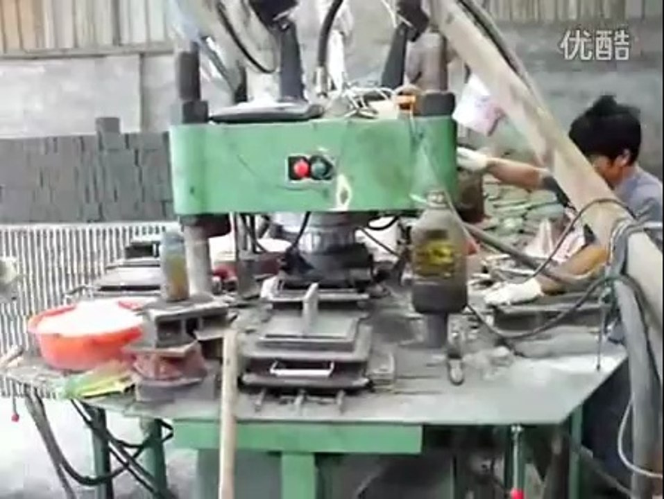 HY150T color pavement brick making machine