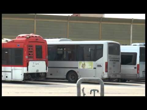 Napoli - Di Maio visita EavBus e critica Renzi su scelta Violante -1- (20.09.14)