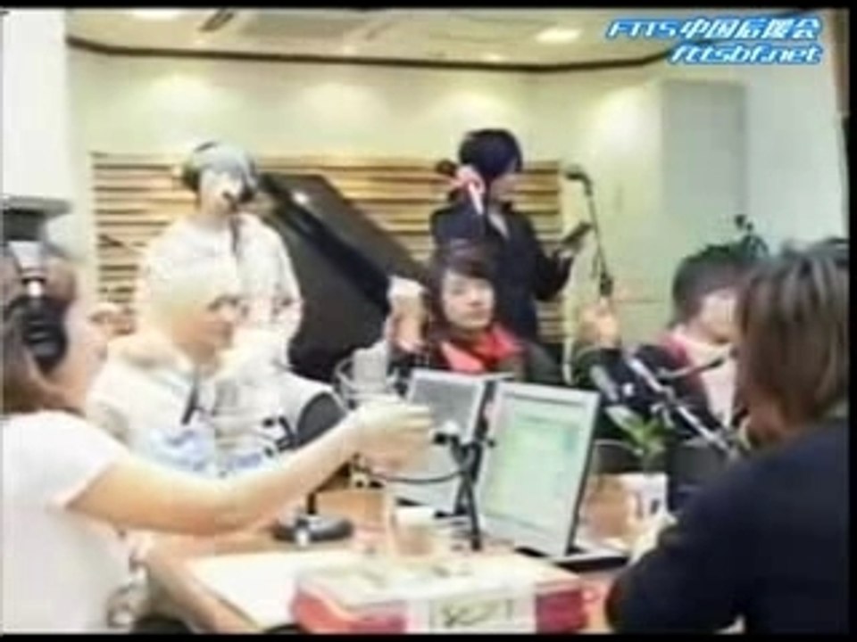 070202.BRIAN_BATTLE_ERU Radio