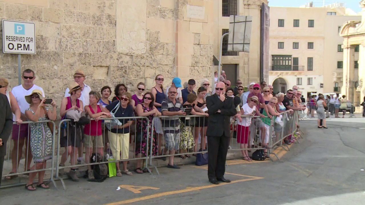 Prinz William vertritt schwangere Kate in Malta