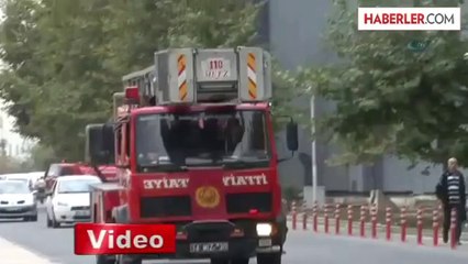 Cnr Fuar Merkezi'nde Yangın Paniği