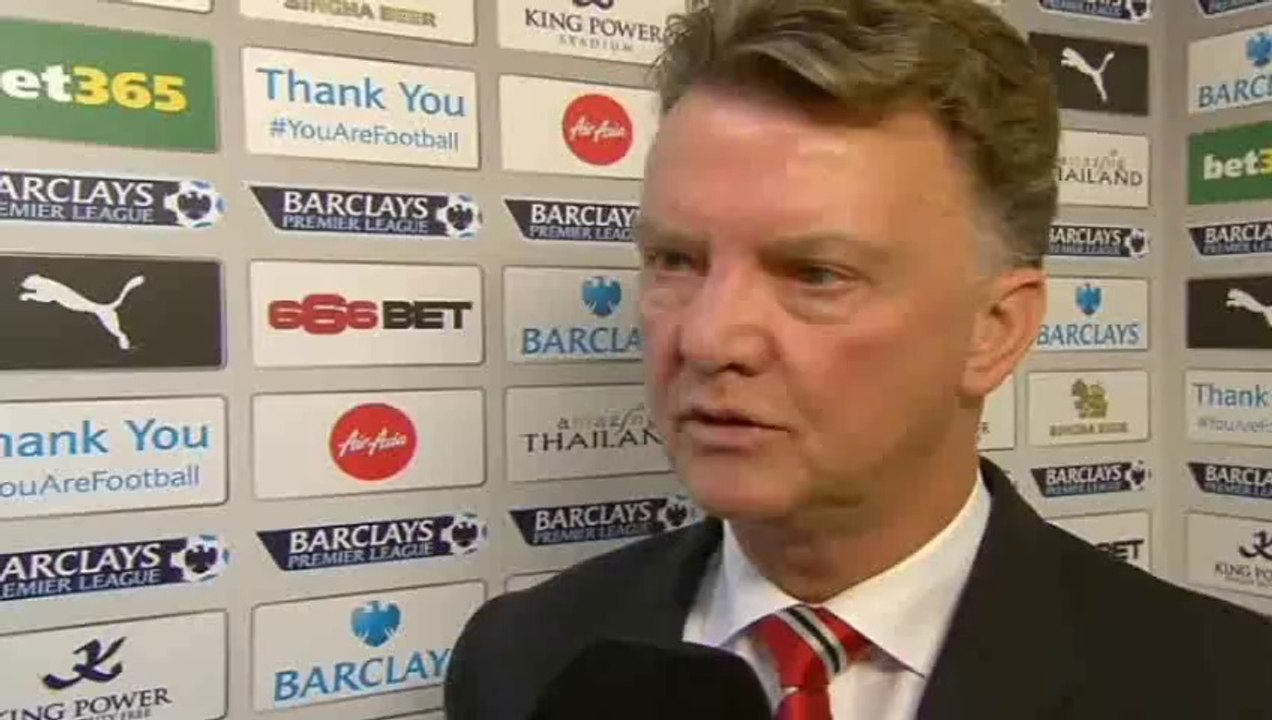 Leicester 5-3 Manchester United - Louis Van Gaal in disbelief - Post Match Interview