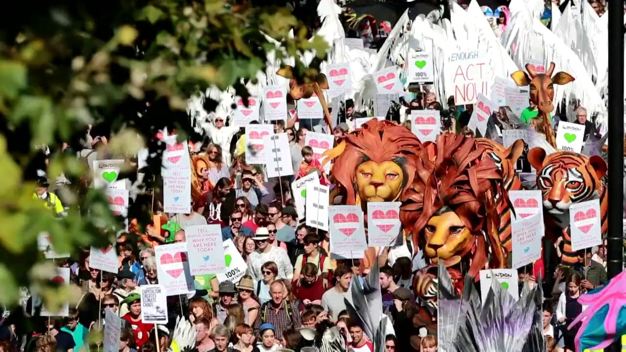 Changement climatique: des dizaines de milliers à Londres
