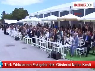 SOLOTÜRK Gösterisini 130 Bin Kişi İzledi