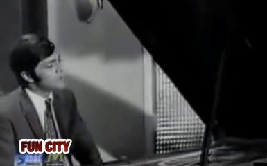 AYENA PHUL KALIAN DI MEHFIL