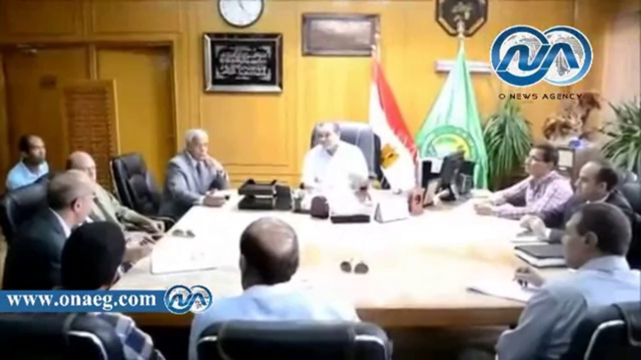 شاهد || محافظ الإسماعيلية وعلماء يناقشون مقترح إنشاء تجمع عمراني متكامل