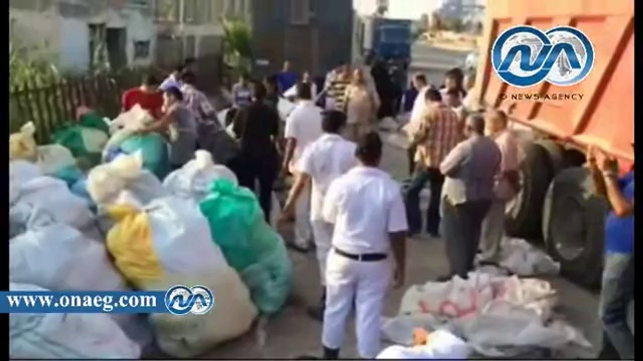 شاهد || شرطة أمن الموانئ ببورسعيد تضبط طن من مخ...