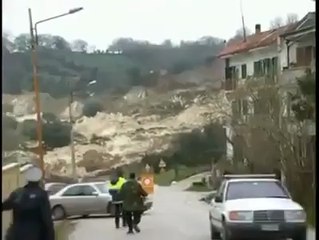 Böyle Toprak Kayması Görülmedi..