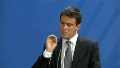 "Jamais je ne dirai que j'ai honte de mon pays", répond Valls à Sarkozy