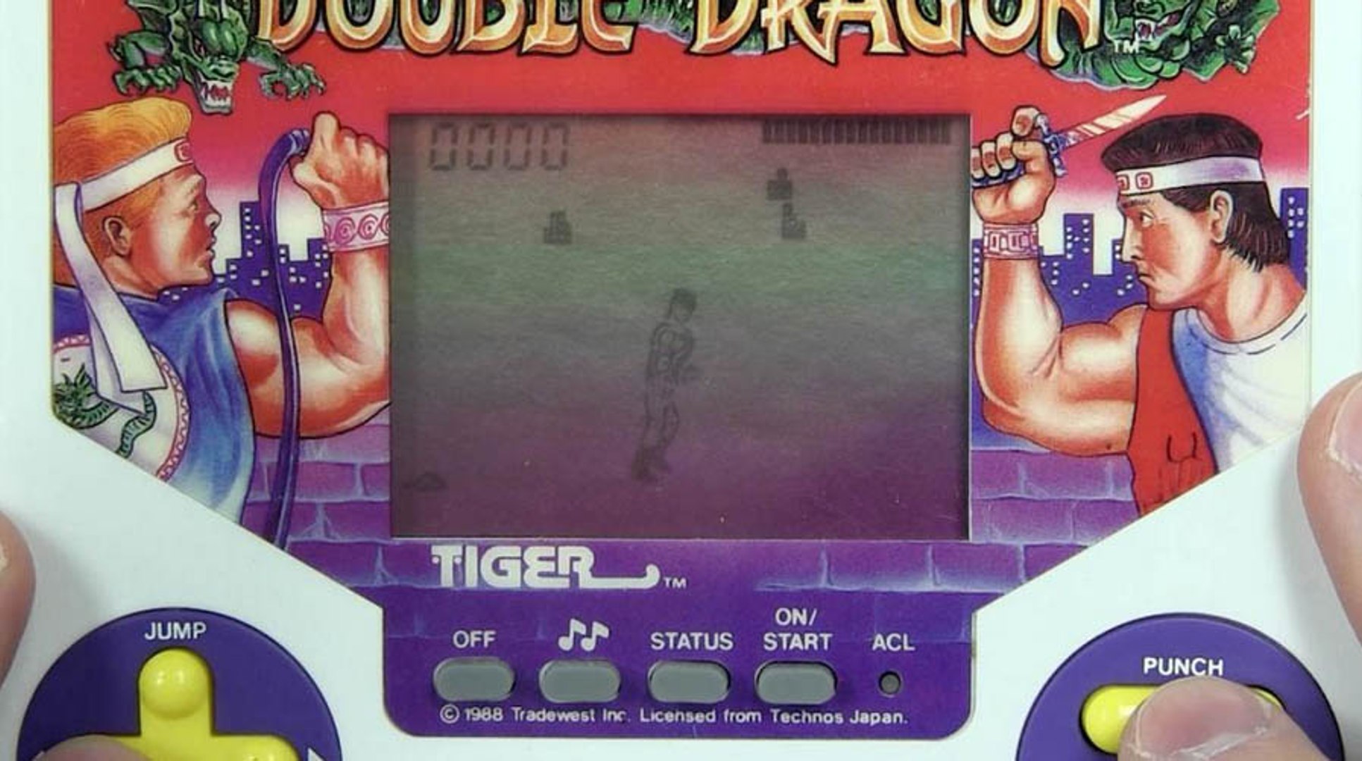 ⁣Classic Game Room - DOUBLE DRAGON Tiger handheld game review