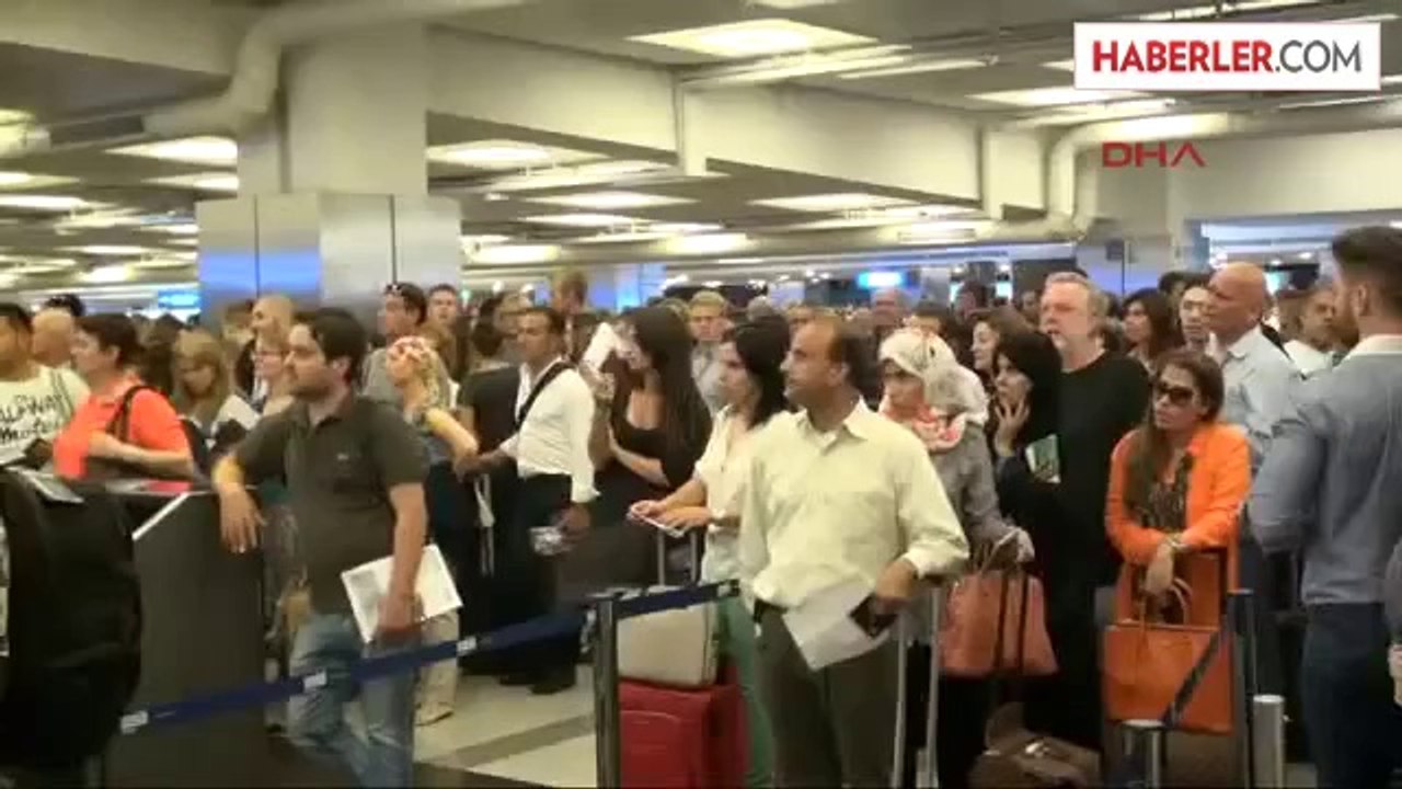 Atatürk Havalimanı'nda Polnet Arızası