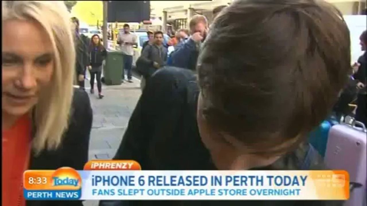 First iPhone 6 sold in Perth is dropped by kid during an interview