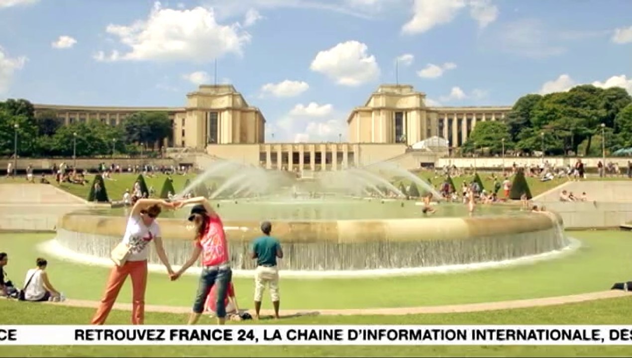 Lancement officiel de France 24 sur la TNT à Paris