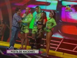 Bruno y Fabio Agostini ponen nerviosa a Karen Dejo con sexy baile