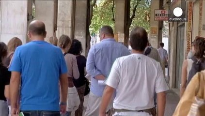 Grèce : des sans-abri s'improvisent guides touristiques