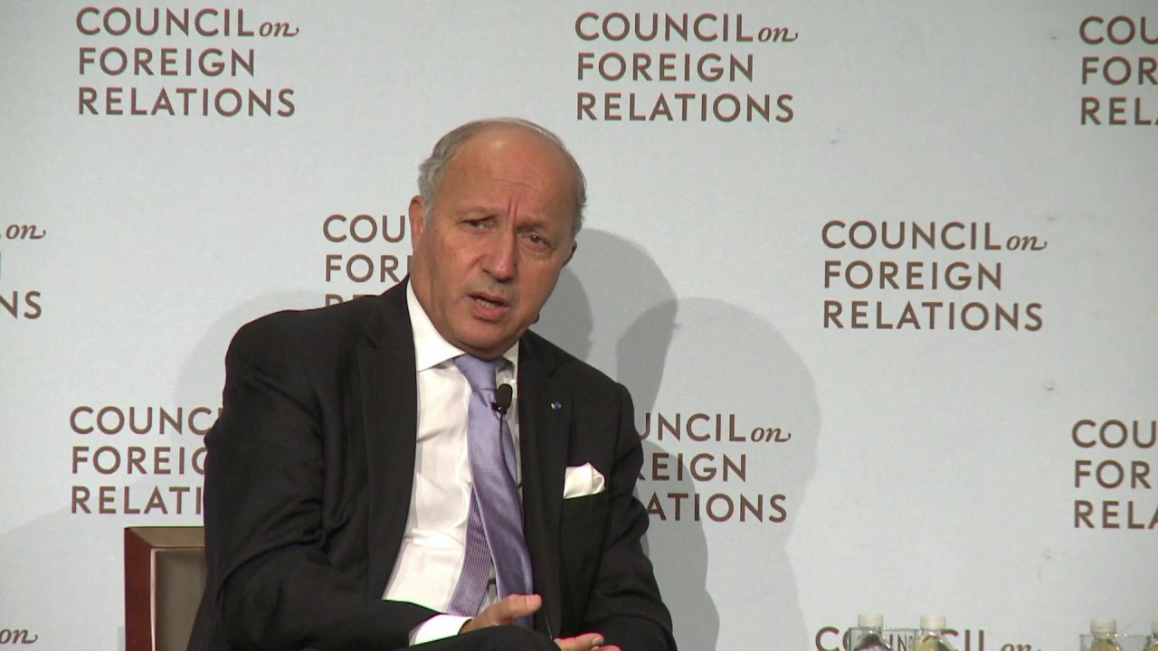 French FM urges 'powerful' response to global warming