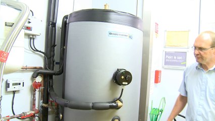Boostherm récupère la chaleur des chambres froides et chauffe gratuitement l'eau à 55°C minimum.