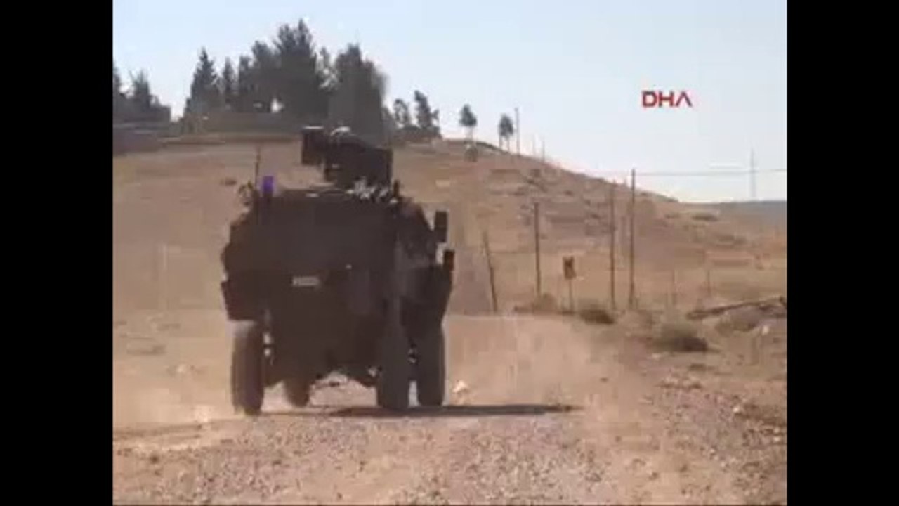 Sınırdaki köye IŞİD bayrağı asıldı
