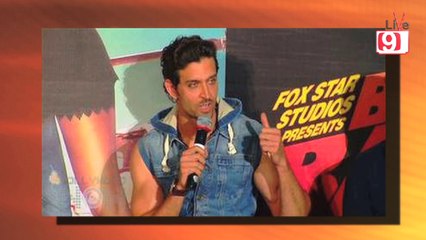 Priyanka Completes Hrithik’s Handstand Challenge In Style