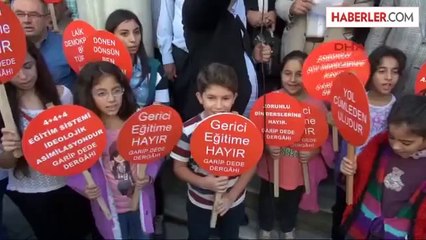 Alevi Derneklerinden "Zorunlu Din Dersi" Protestosu