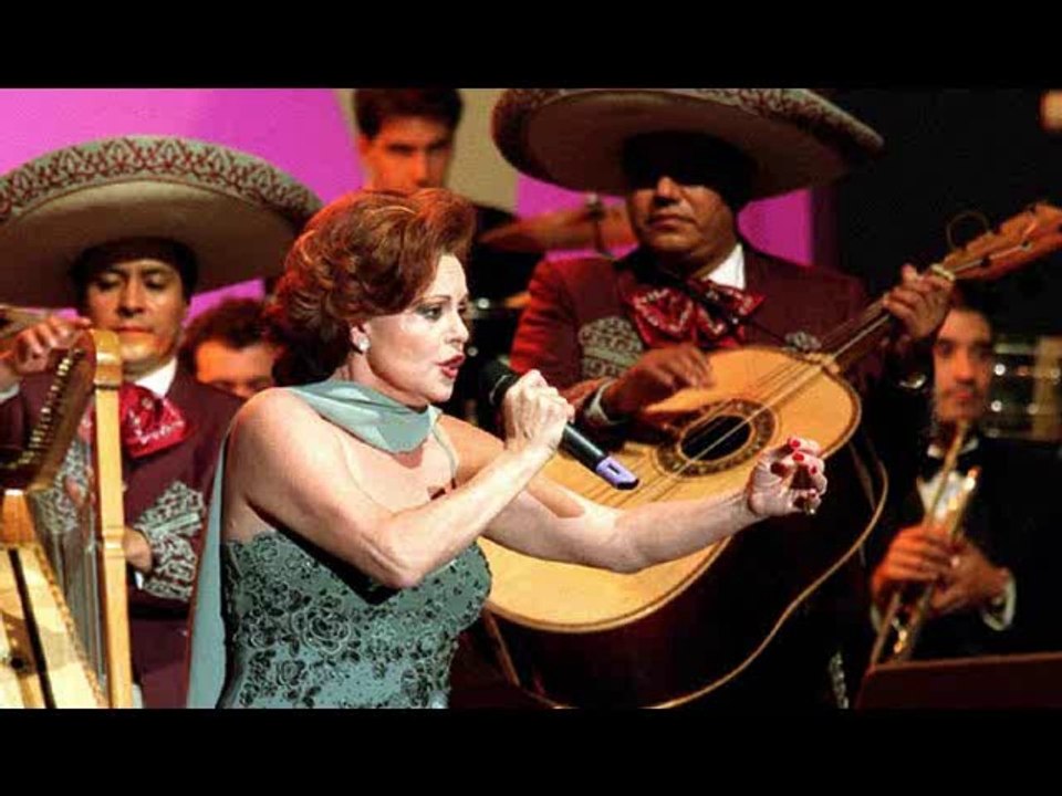 HOMENAJE A ROCIO DÚRCAL
