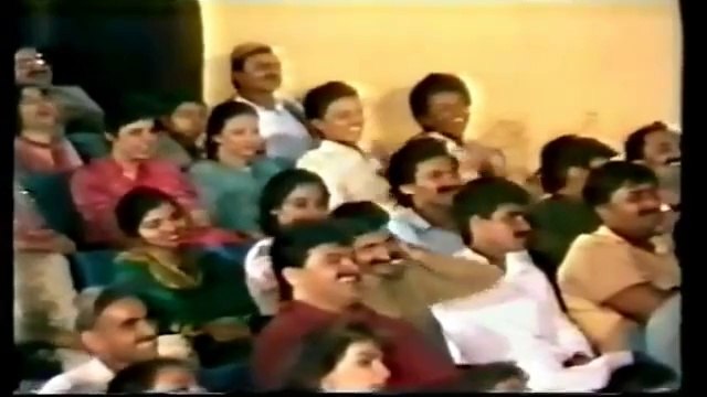 BUSHRA ANSARI in Ptv programme Yes Sir No Sir YouTube