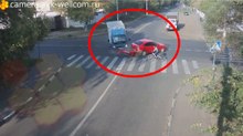 Cyclist Barely Escapes Alive After Serious Car Crash In Lyubertsy, Russia