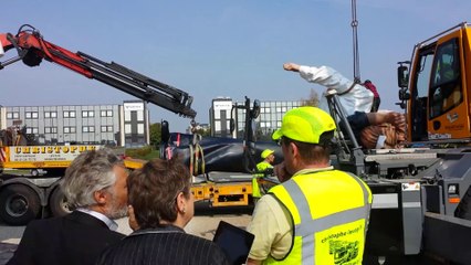 "The Kiss" prend ses quartiers au Mémorial de Caen (2/2)