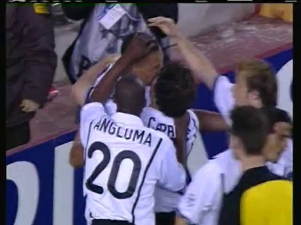 2001.04.17: Valencia CF 1 - 0 Arsenal FC (Resumen)