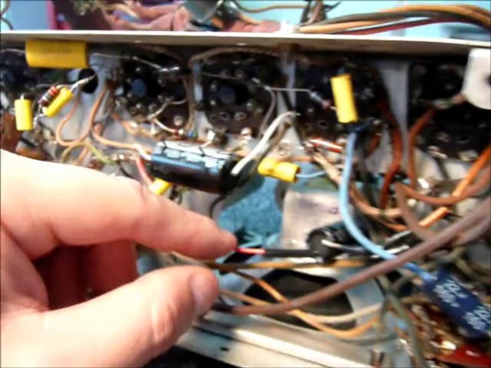 Air King Portorola 3912 AC/DC Radio