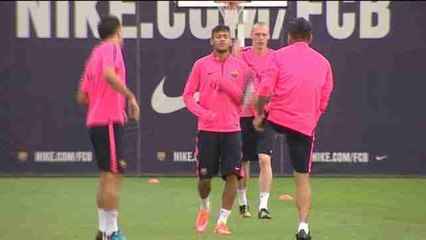 Rakitic, Neymar back on the field getting ready for match against Malaga