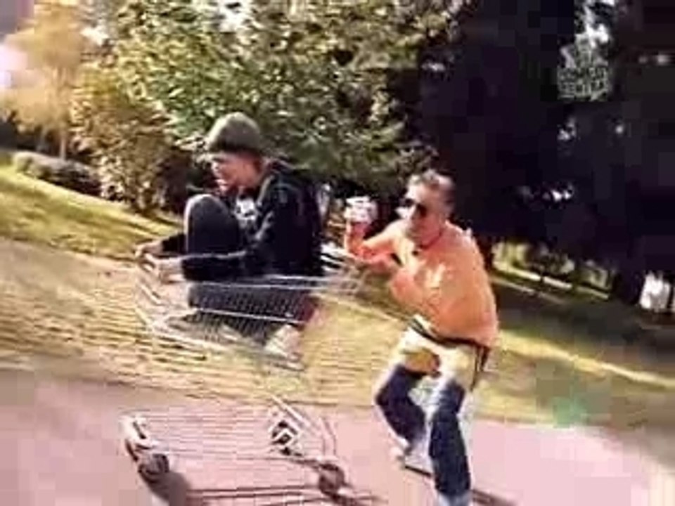 Kackarsch - der einkaufswagenstunt