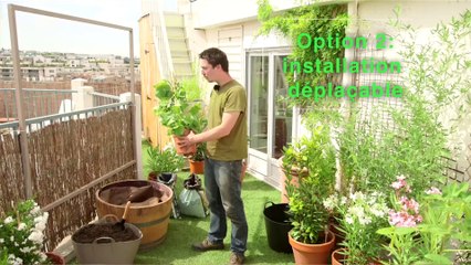 Descargar video: Déco Brico Jardinage : Planter une plante grimpante