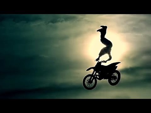 Red Bull X-Fighters: Levi Sherwood auf dem besten Weg zu den unglaublichsten Sprüngen