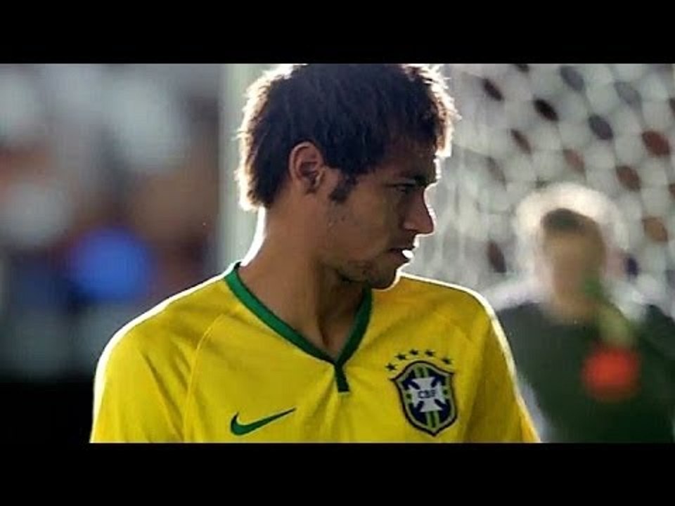 Stars im Nationaldress (Die Fussball-Trikots 2014)