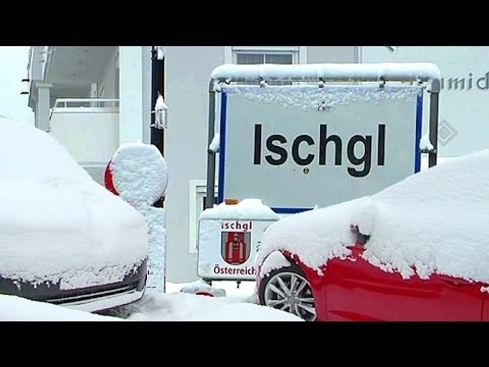 Winter in den Alpen (Jede Menge Neuschnee in Tirol)
