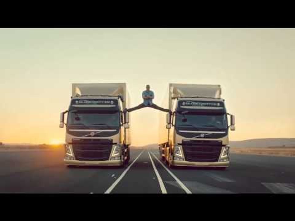 Epic Split - The Original - Jean-Claude Van Damme
