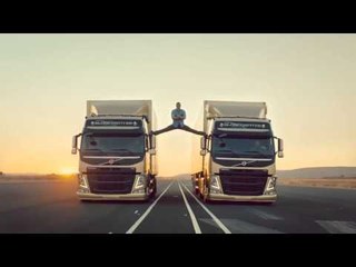 Epic Split - The Original - Jean-Claude Van Damme