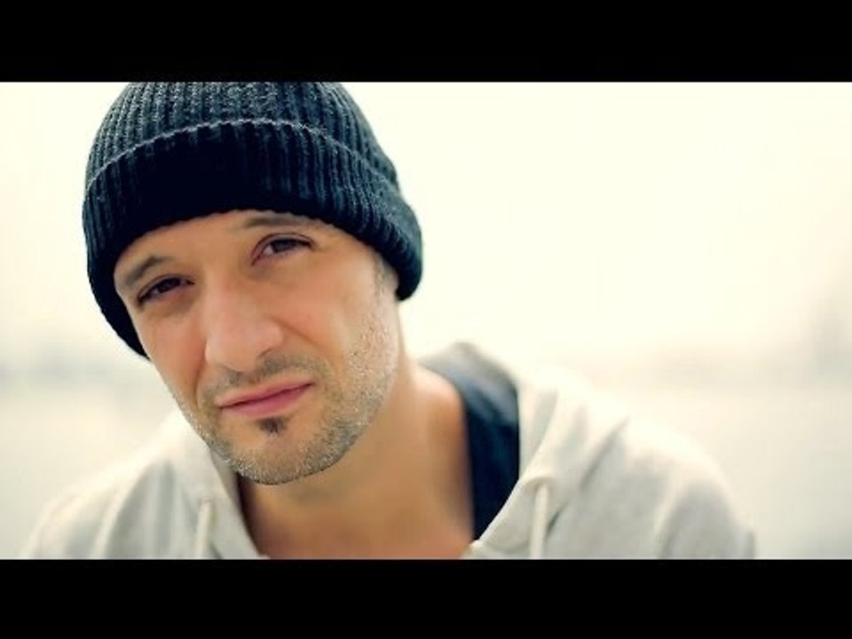 Workout mit „Rocky' - Musical Darsteller Drew Sarich zeigt Fitnessprogramm im #LOOX Magazin