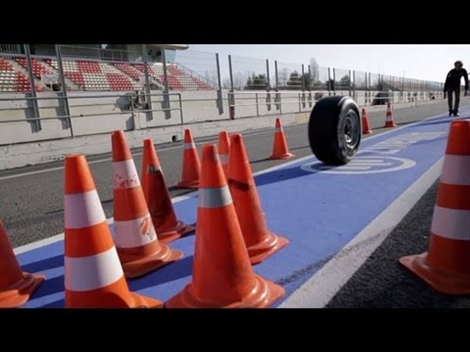 Grand Prix - Alle Neune in der Formel 1 - Bowled Away