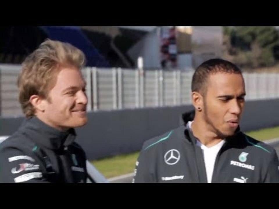 Nico Rosberg and Lewis Hamilton in: Formel 1 -  F 1 - Grand Prix Backstage (13): Braking - Bremsen