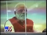 PM Narendra Modi witnesses Mars Orbiter Insertion at ISRO facility - Tv9 Gujarati