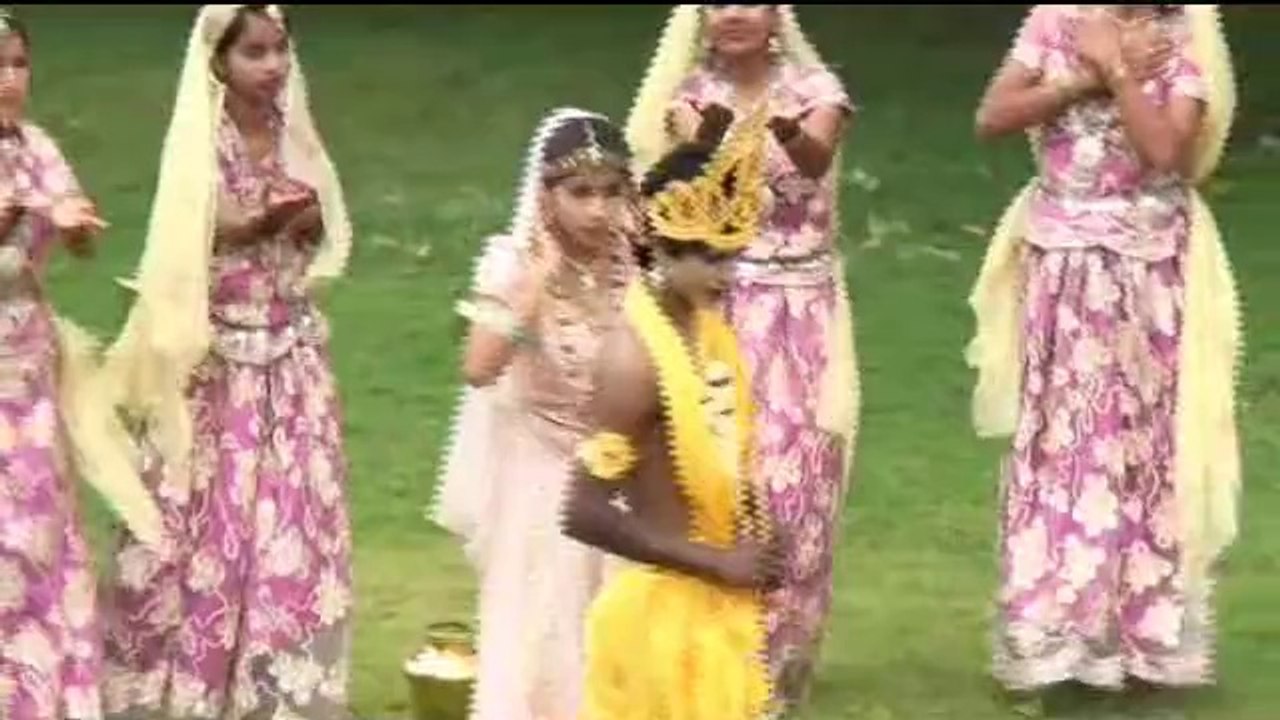 Are Kanha - Marathi Album: Konkan Cha Raja Hapoos Maaza - Singers: Abhishek, Radhika